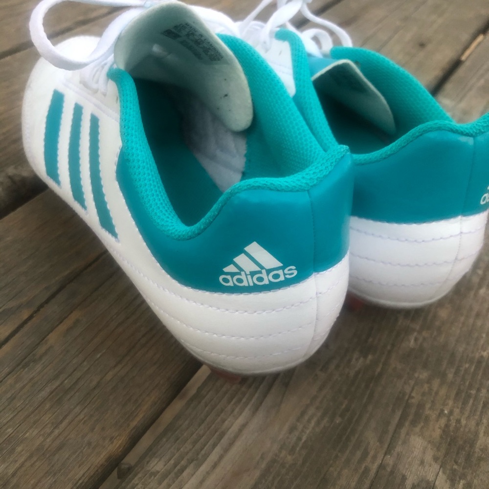 Soccer Cleats - Picture 6 of 6